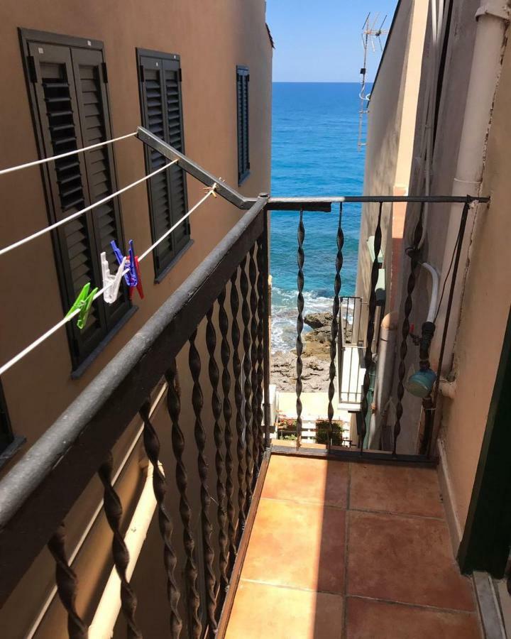 Blue Coral Apartment Cefalu Exterior photo